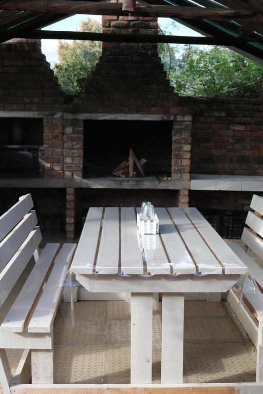 Grysbok Self Catering Accommodation Oudtshoorn Bagian luar foto