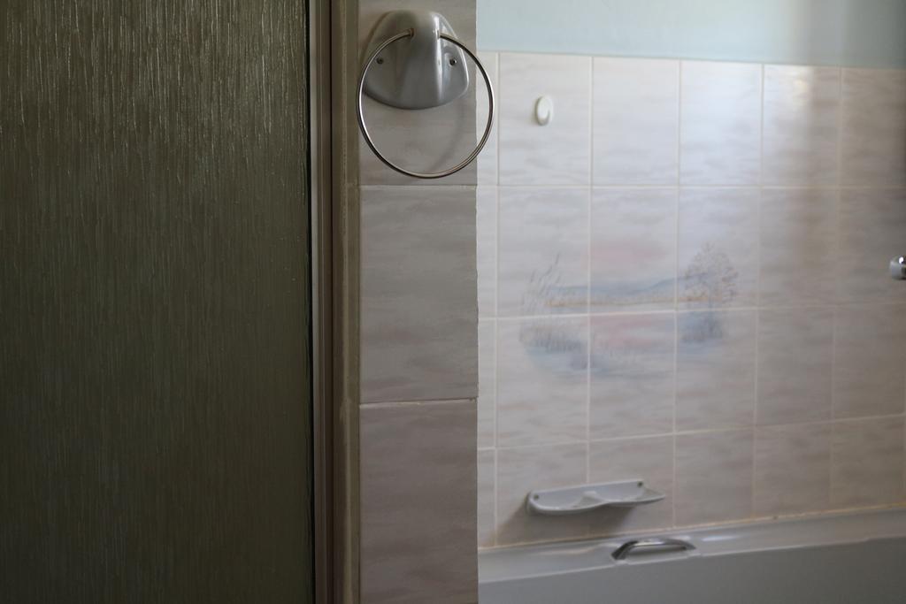 Grysbok Self Catering Accommodation Oudtshoorn Bagian luar foto
